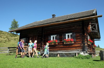 Wandern in den Bergen in Salzburg